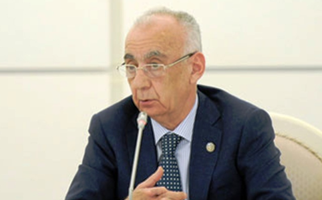 Абуталыбов приостановил проверки в Баку